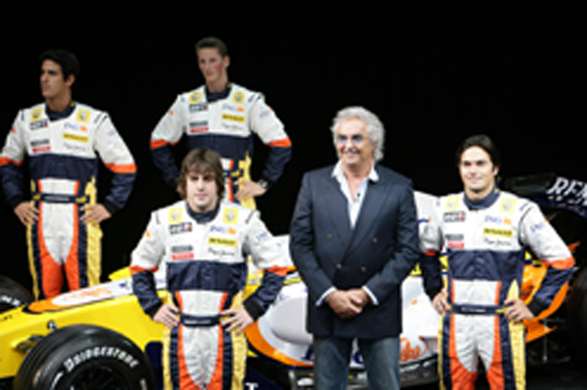 (画像)新型ルノー R28を発表したルノーF1チーム (画像)新型ルノー R28を発表したルノーF1チーム