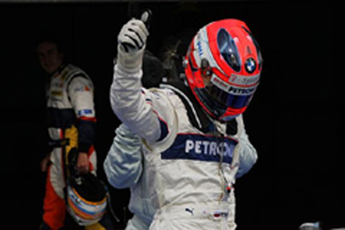 BMW、ロバート・クビサが初ポールポジション獲得(バーレーンGP予選) BMW、ロバート・クビサが初ポールポジション獲得(バーレーンGP予選)