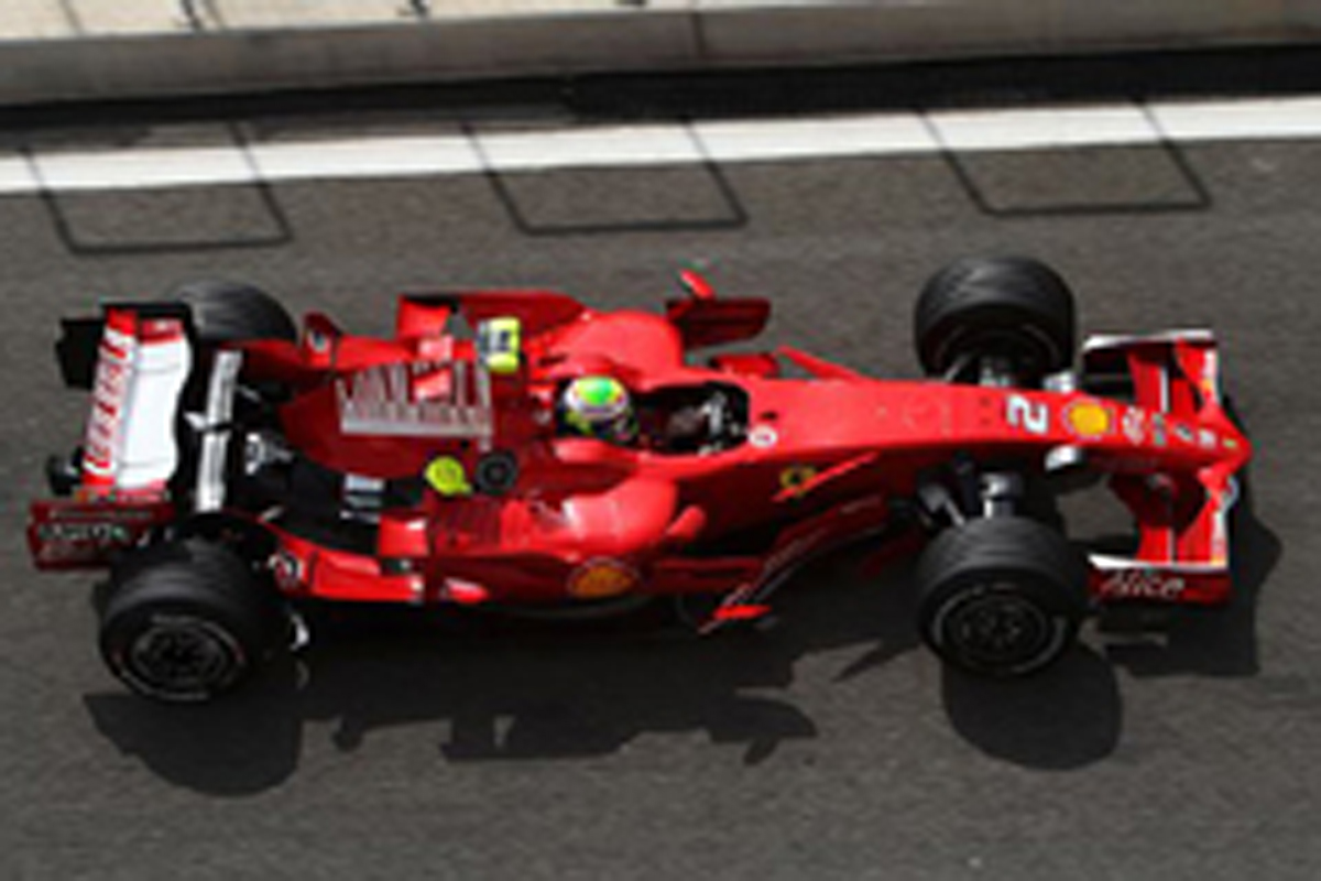2番グリッドを獲得したフェリペ・マッサ(フェラーリ) 2番グリッドを獲得したフェリペ・マッサ(フェラーリ)