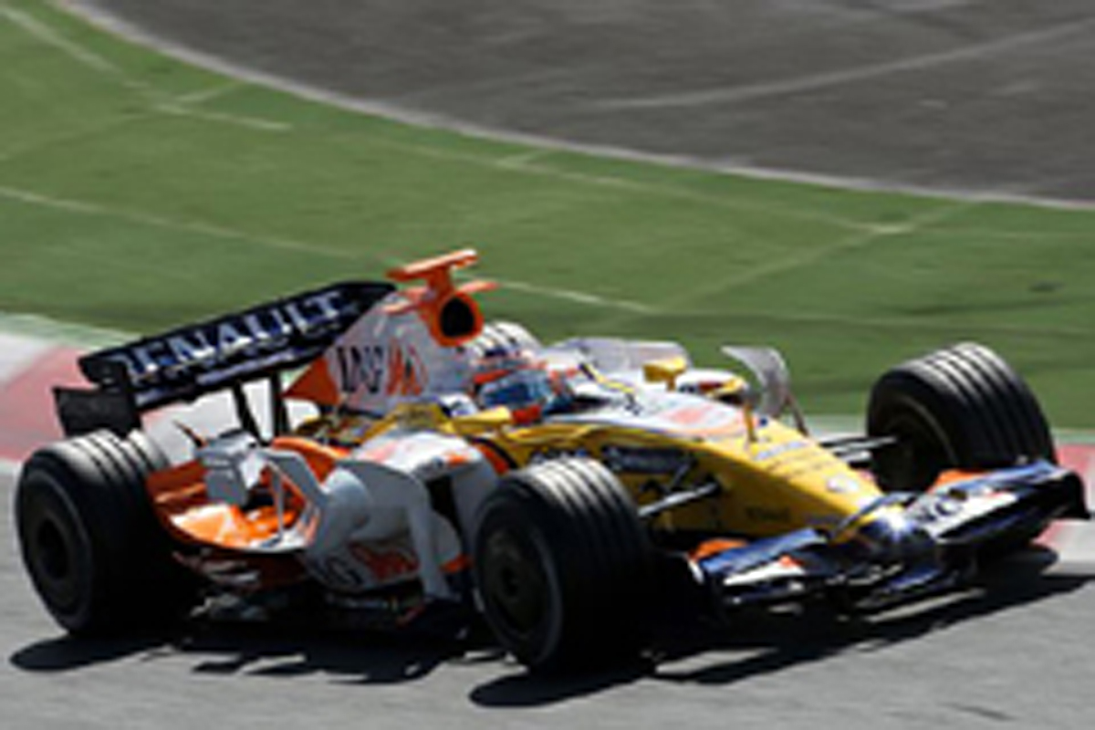 初日はピケJr.がテストを担当したルノーF1チーム 初日はピケJr.がテストを担当したルノーF1チーム
