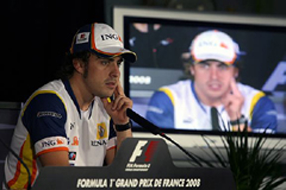 フェルナンド・アロンソ (ルノーF1チーム) フェルナンド・アロンソ (ルノーF1チーム)
