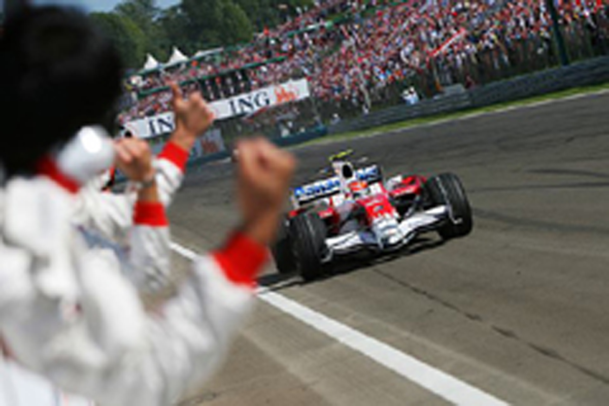 KERSの安全性を懸念するトヨタF1チーム(画像) KERSの安全性を懸念するトヨタF1チーム(画像)