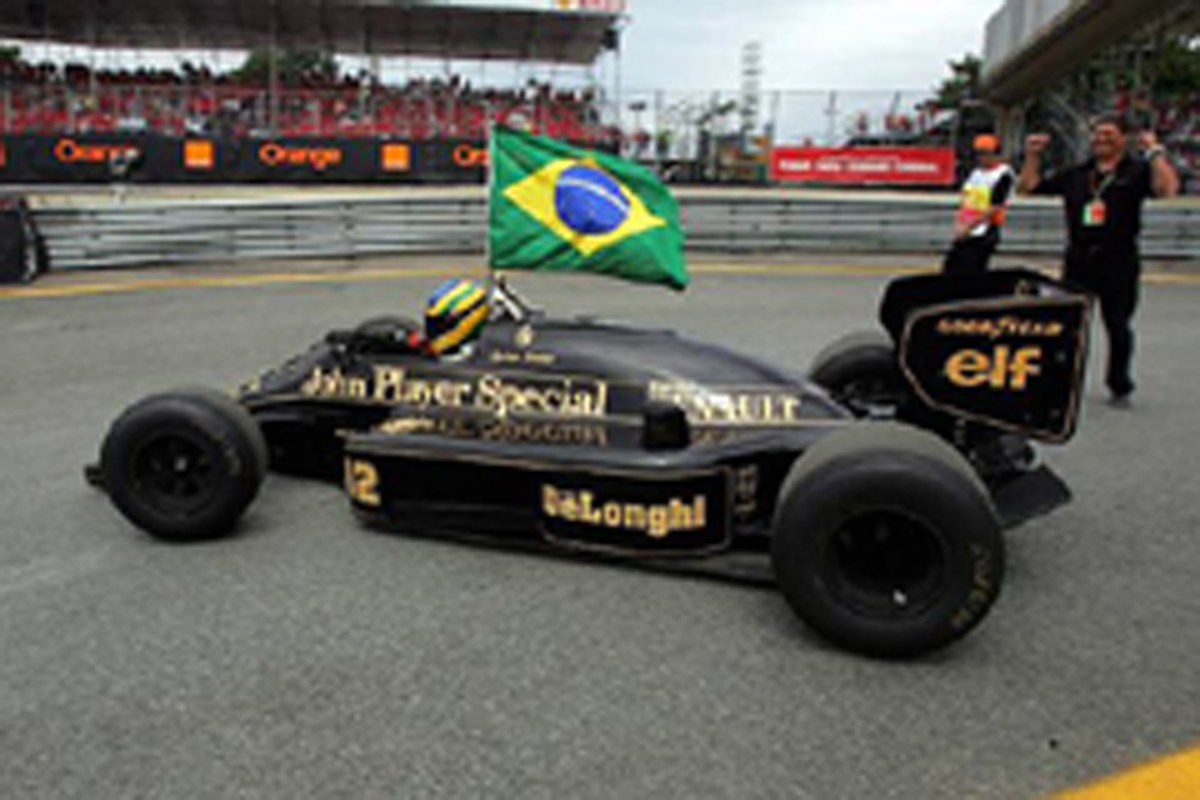 Lotus Renault 98T Lotus Renault 98T