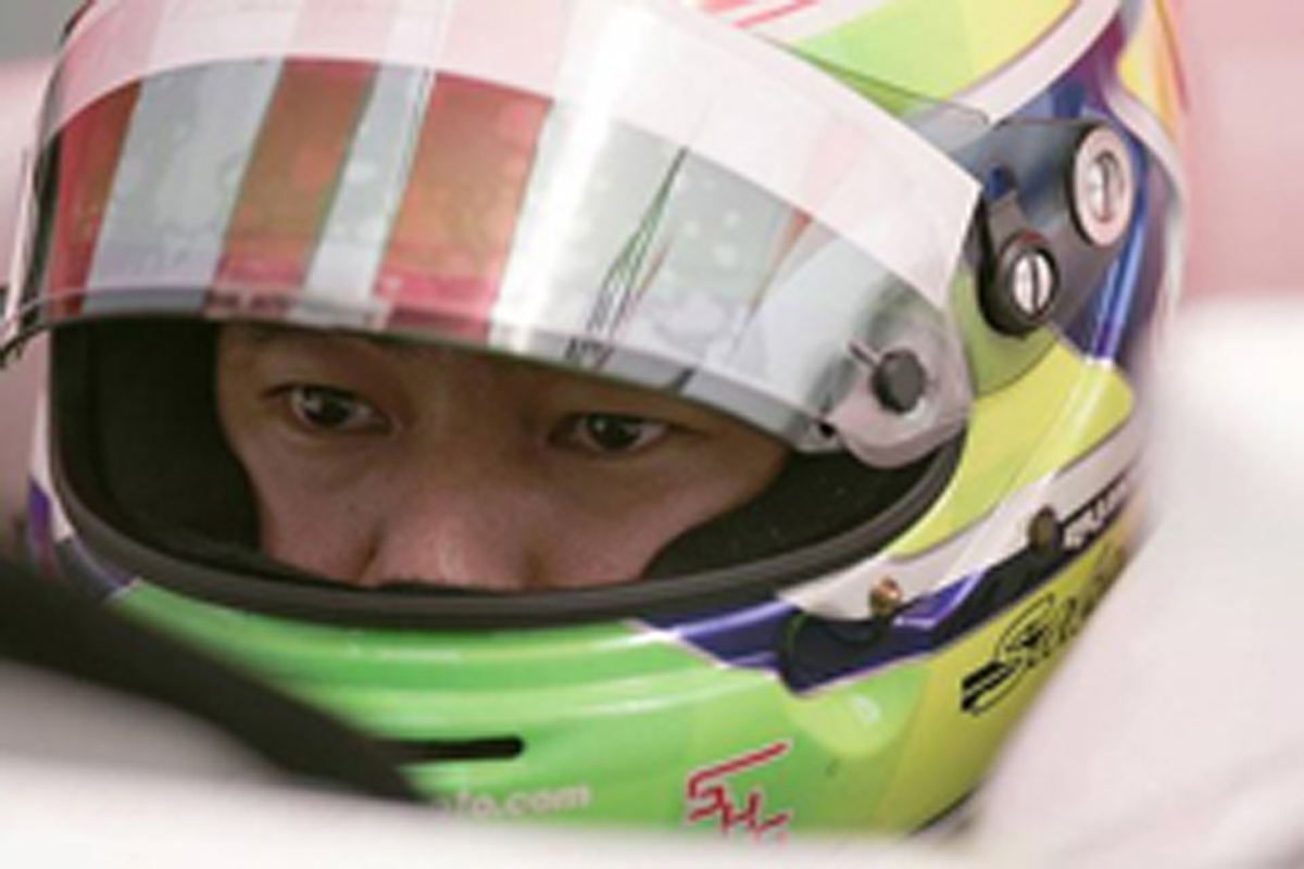 山本左近