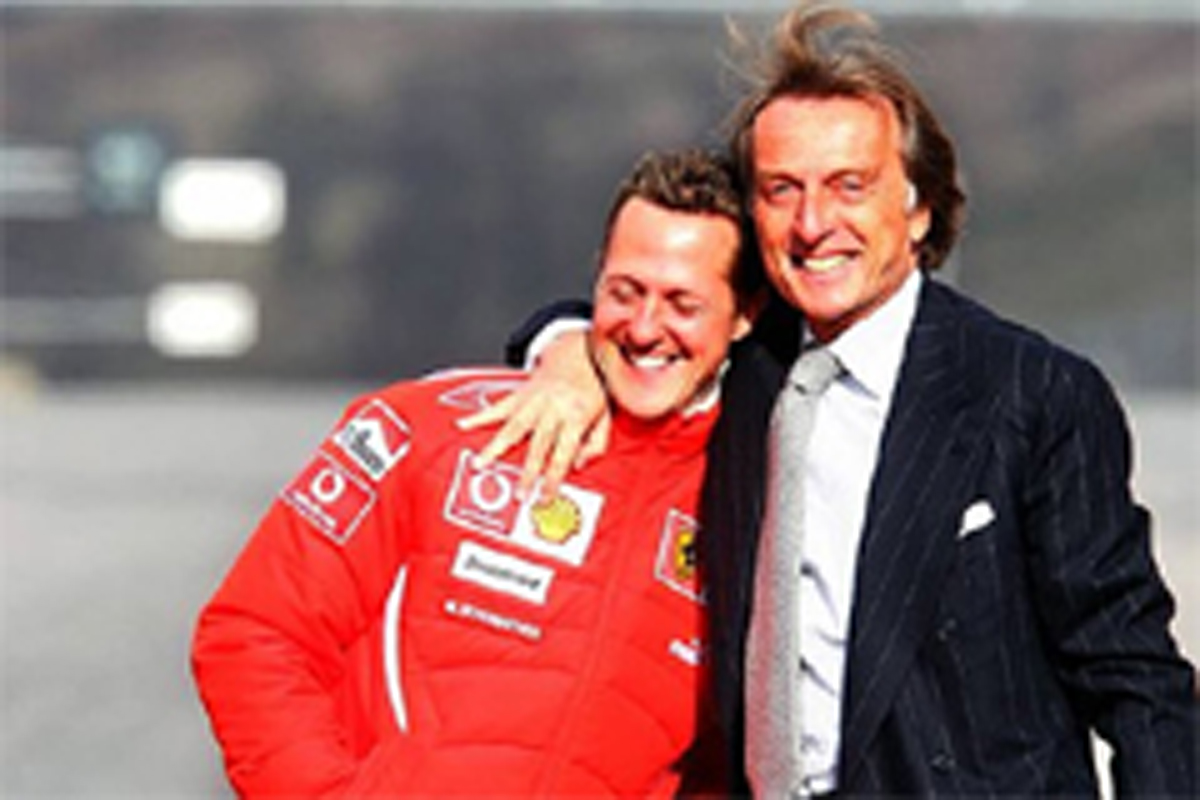 ミハエル・シューマッハとフェラーリ会長ルカ・ディ・モンデゼーモロ