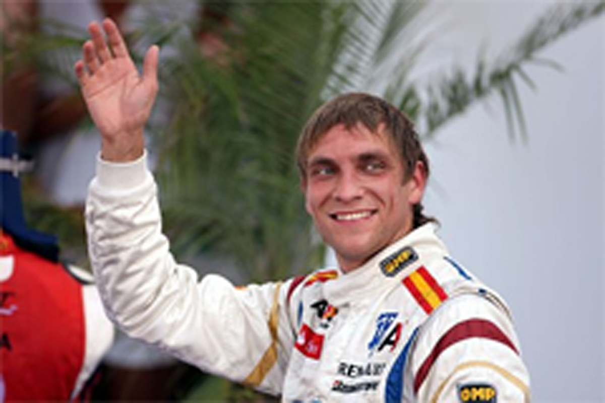 ヴィタリー・ペトロフ ルノーでのF1デビューが確定