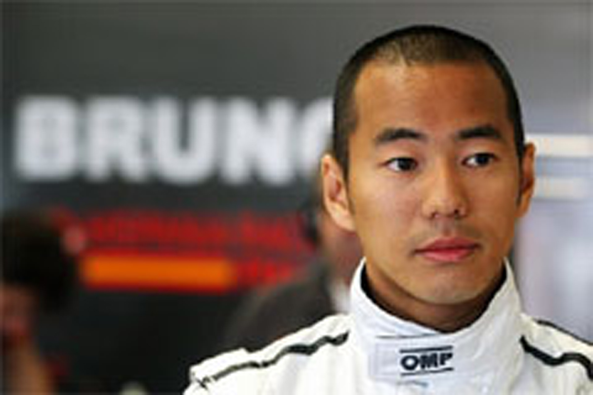 山本左近