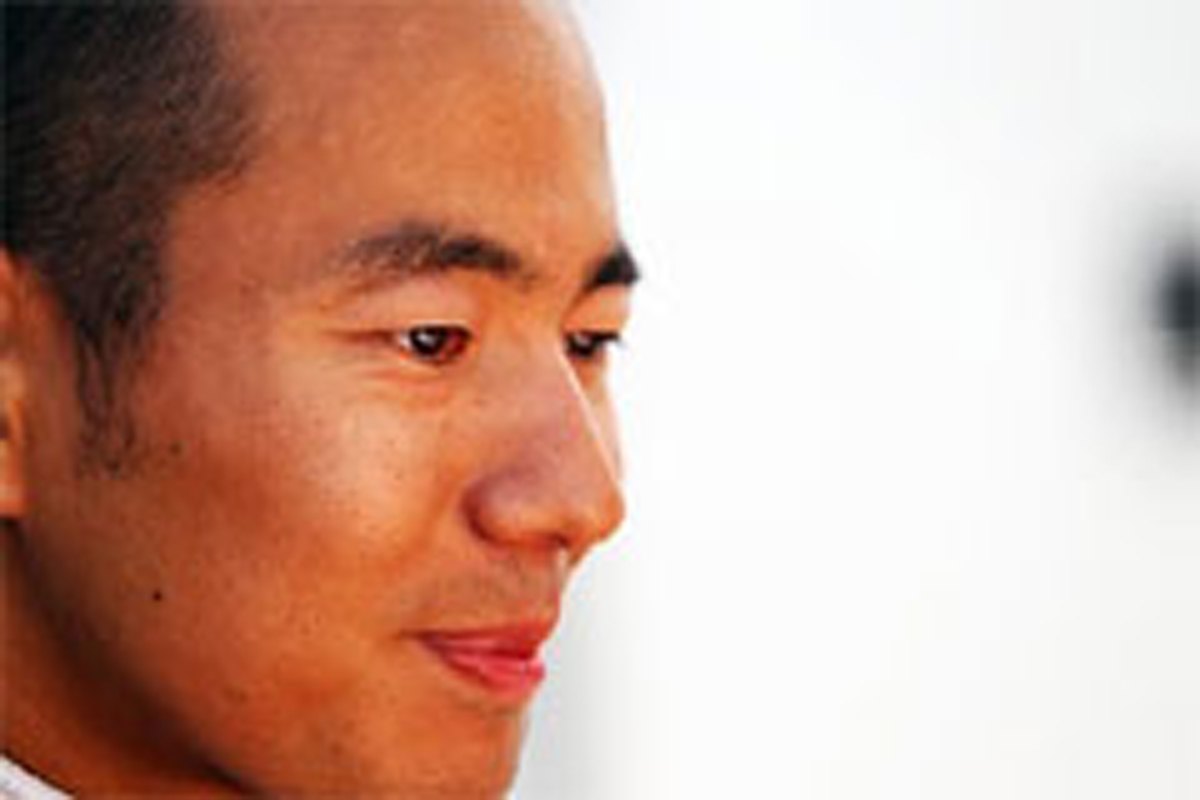 山本左近