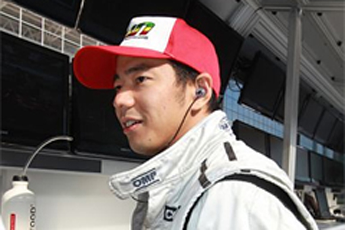 山本左近