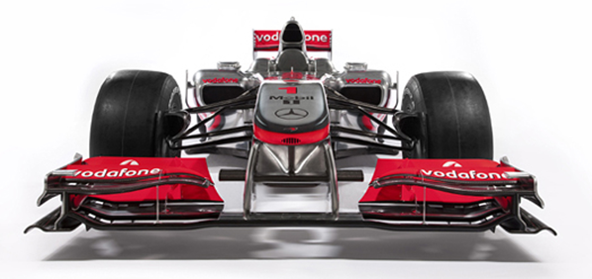 MP4-25 フロント