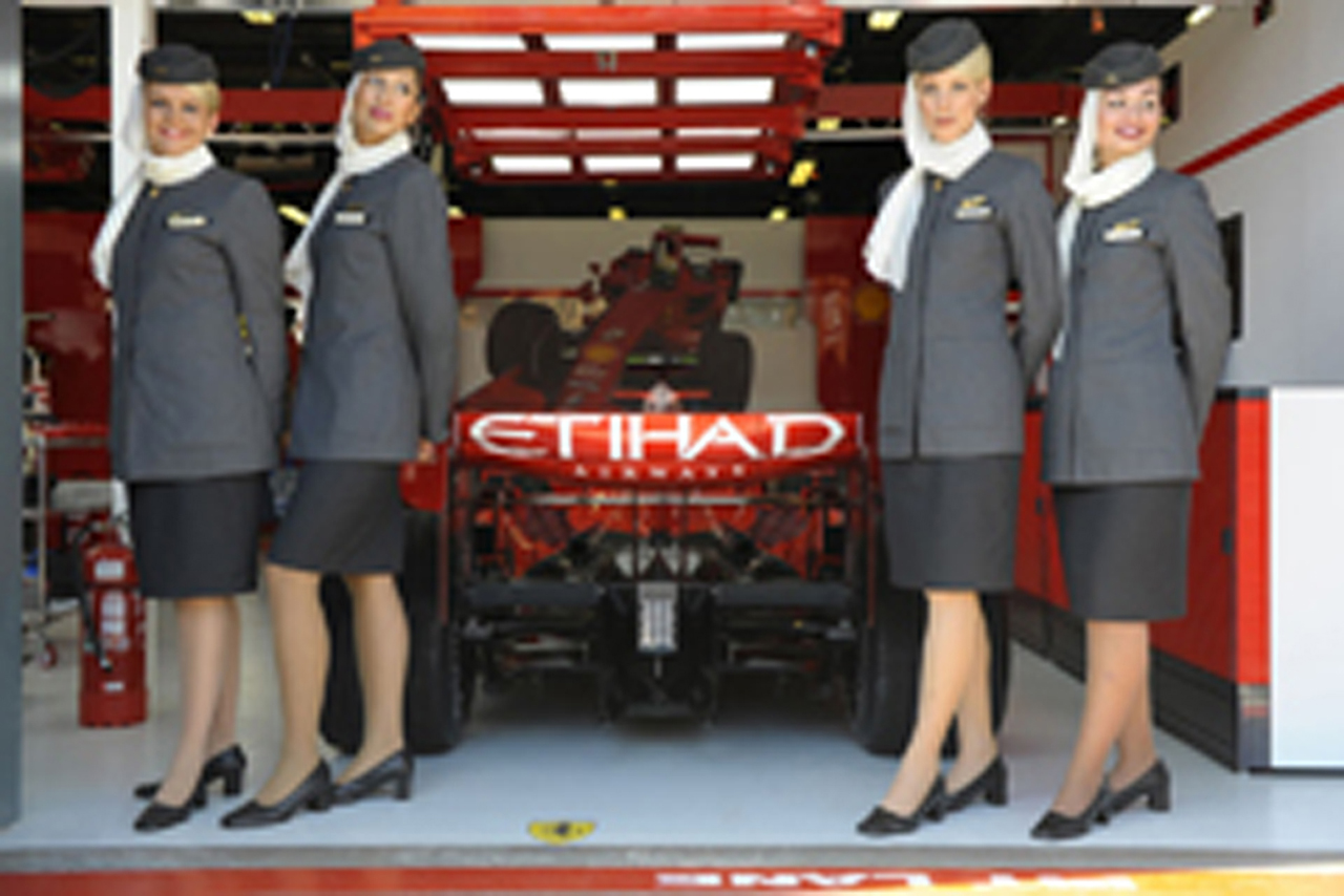 エティハド航空とのスポーサー契約を発表したフェラーリ（画像）