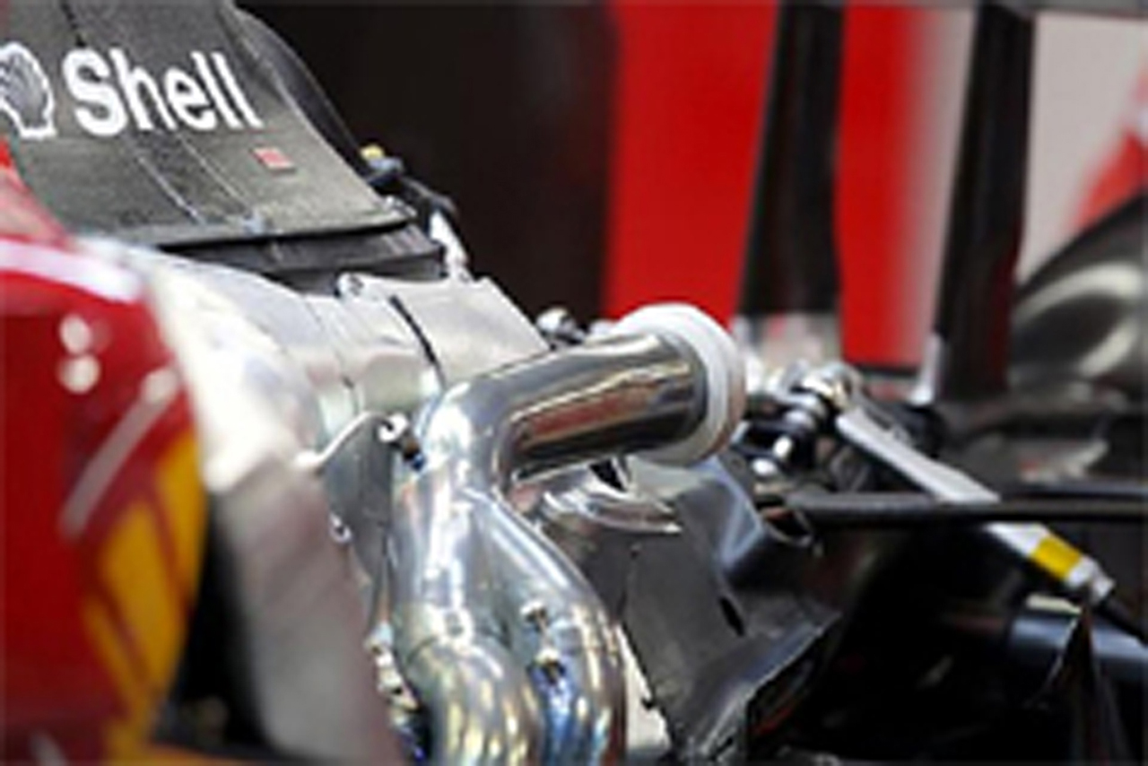 F1 3レース1エンジン制