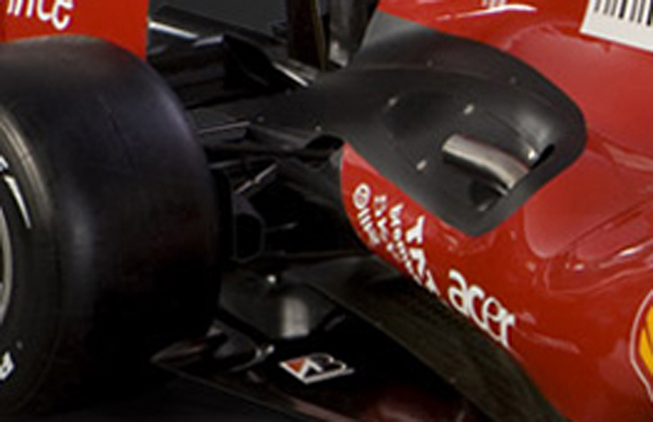 フェラーリ F60：サイドポットの終点には大きな開口部を確保