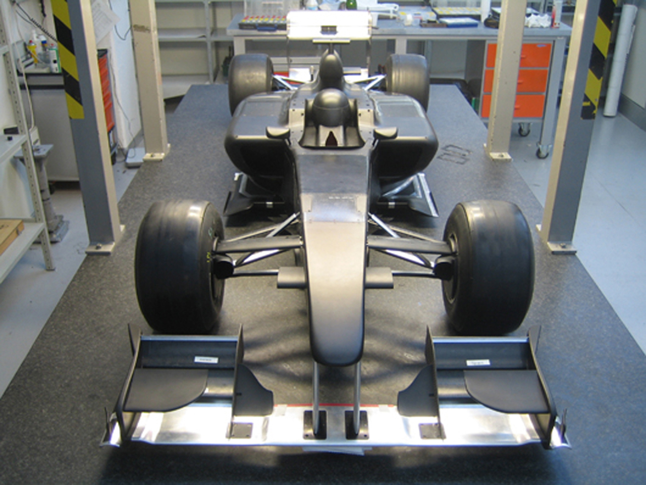 ロータス 2010年F1マシン 風洞モデル（画像）