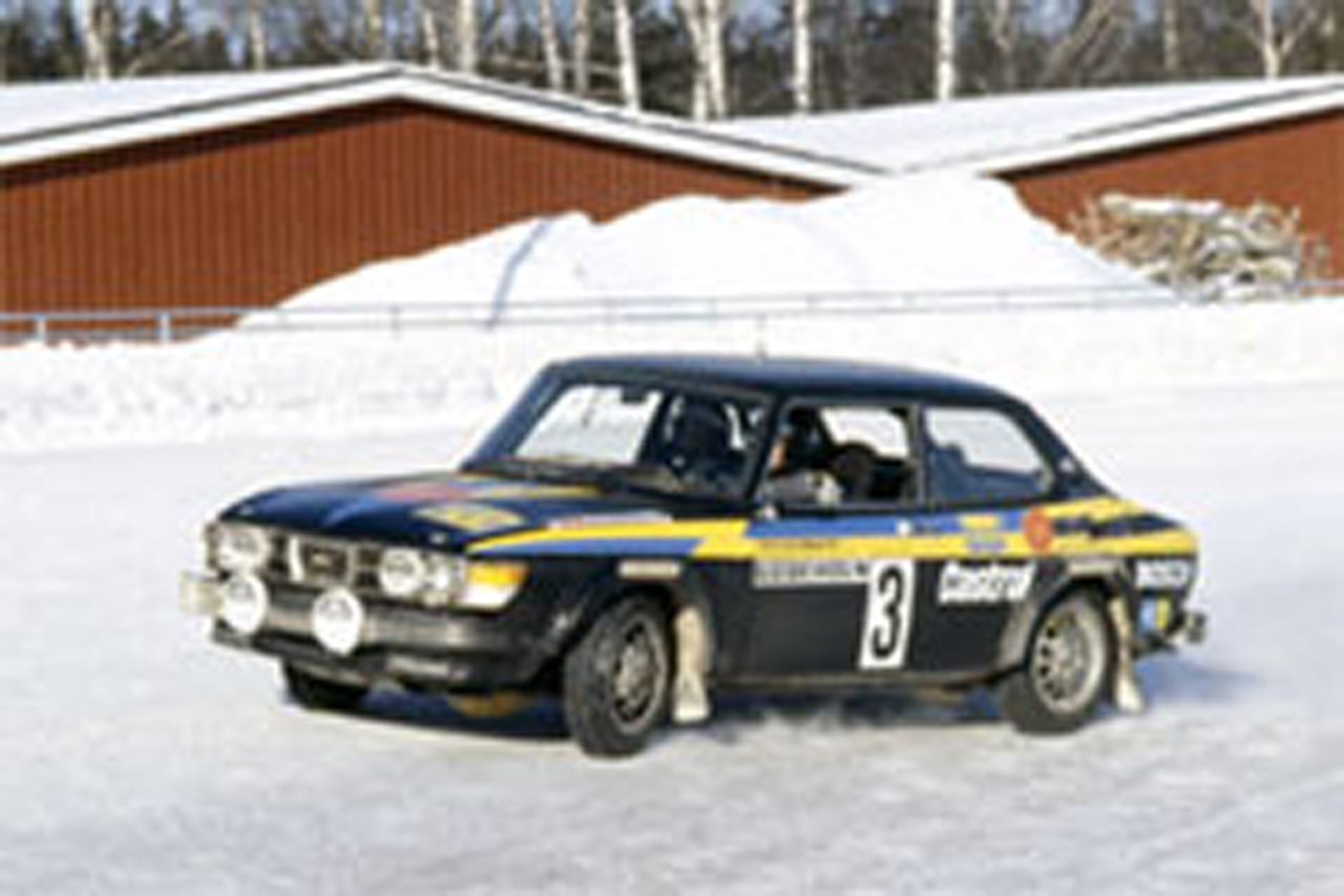 サーブ WRC