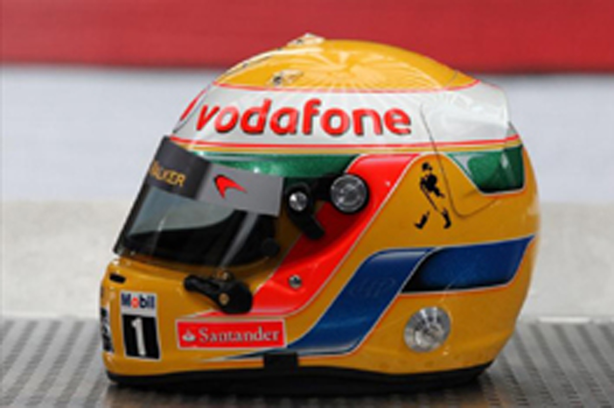 ルイス・ハミルトン ヘルメット （2011年） 【 F1-Gate .com 】