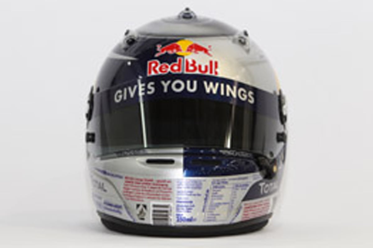 Red Bull 2010 セバスチャンベッテル 1/2ヘルメット レッドブル-