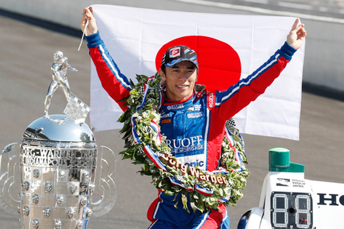 佐藤琢磨のインディ500優勝に差別的投稿の米記者が解雇 F1 Gate Com