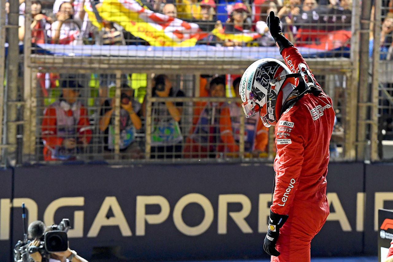 シャルル・ルクレール、3戦連続PP獲得 「本当に驚いている」 / フェラーリ F1シンガポール予選