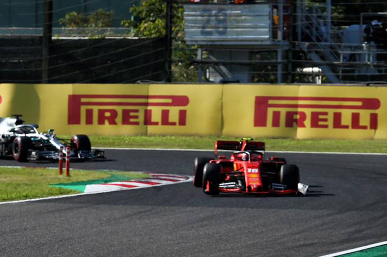 マクラーレン、破損したウイングのルクレールを続行させたフェラーリを非難 / F1日本GP 決勝