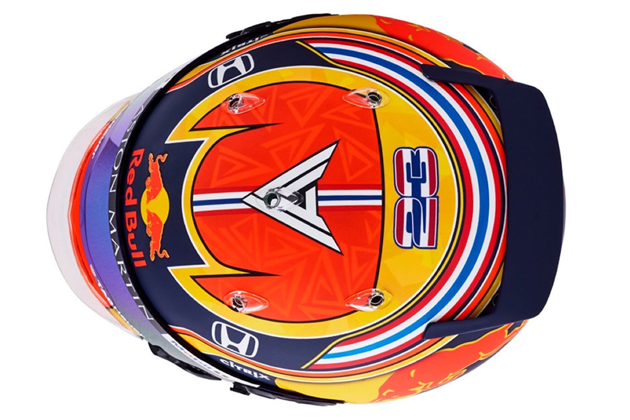 アレクサンダー・アルボン （レッドブル・ホンダ） 2020年 F1ヘルメット