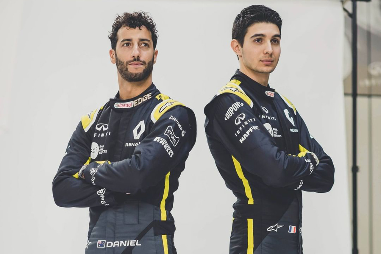 ルノーF1チーム、2020年仕様のレーシングスーツを公開