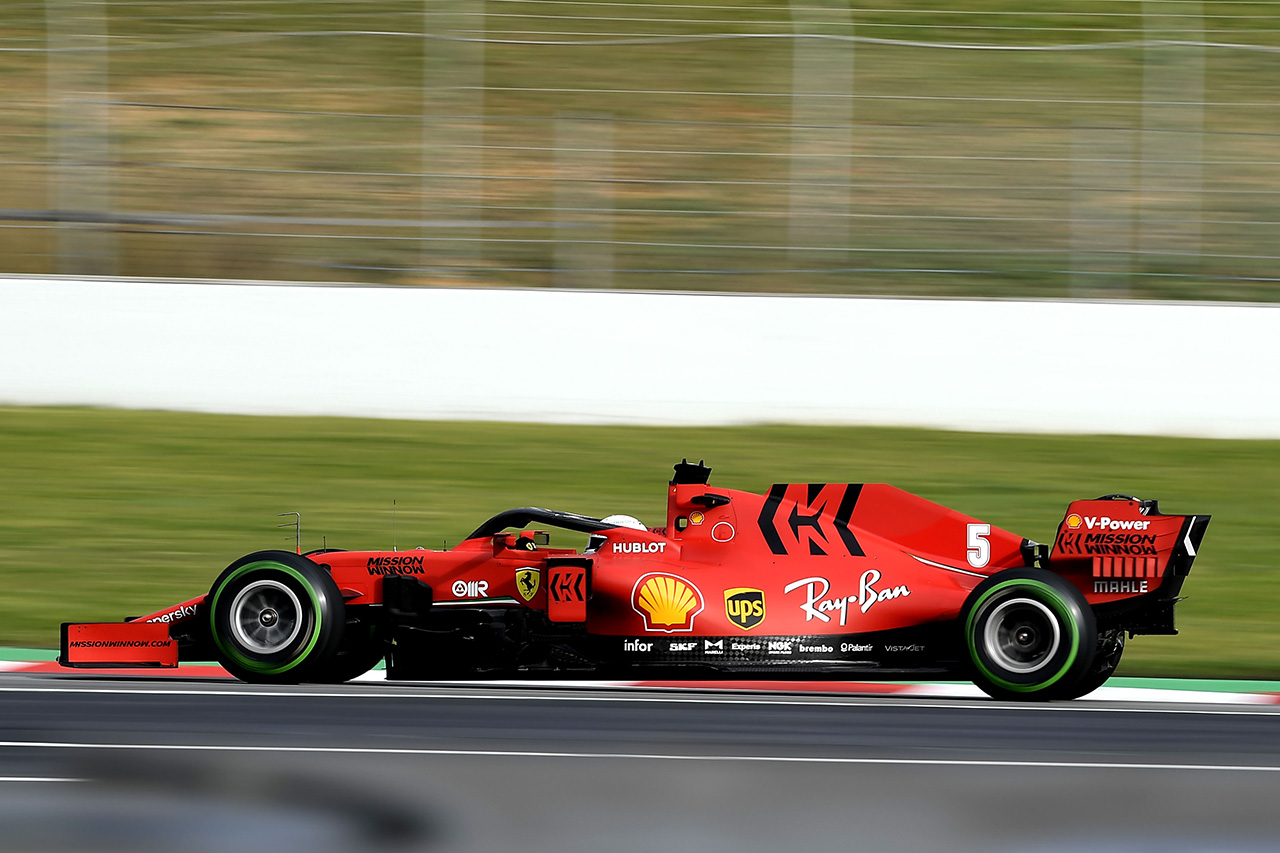 セバスチャン・ベッテル 「ダウンフォースと引き換えに直線速度を失った」 / フェラーリ F1バルセロナテスト2日目