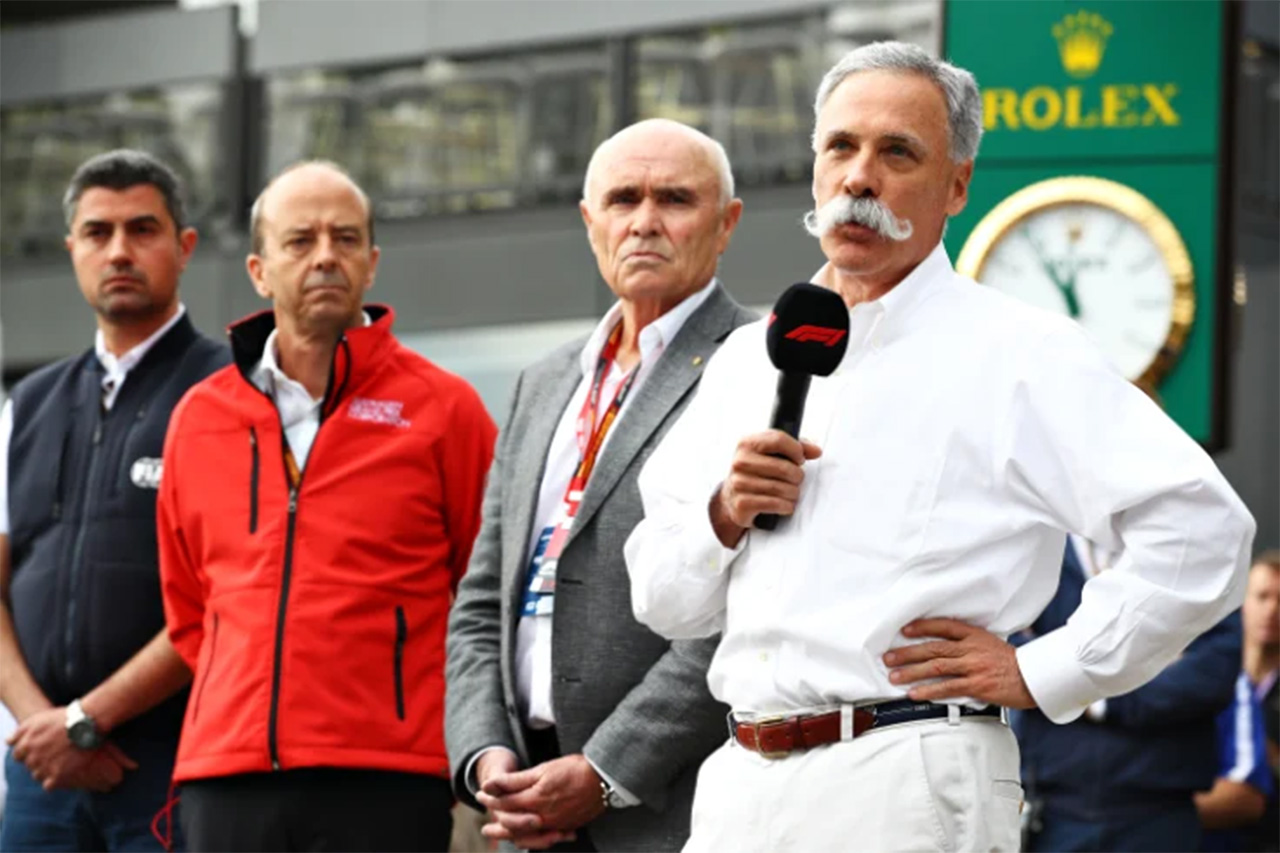バーニー・エクレストン、F1オーストラリアGP中止の対応の遅さを批判