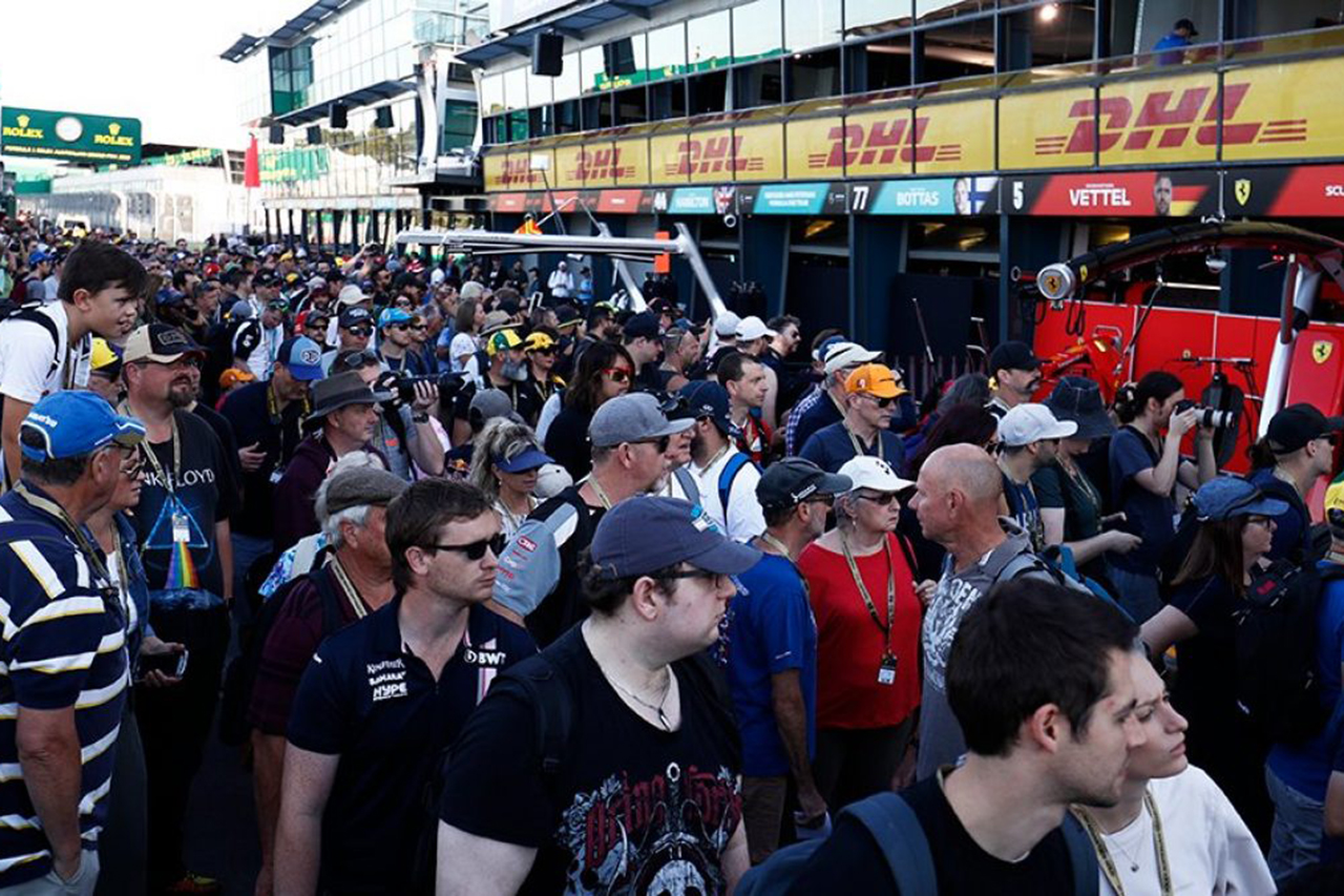 F1チーム、新型コロナウイルスによるレース中止で甚大な経済的損失