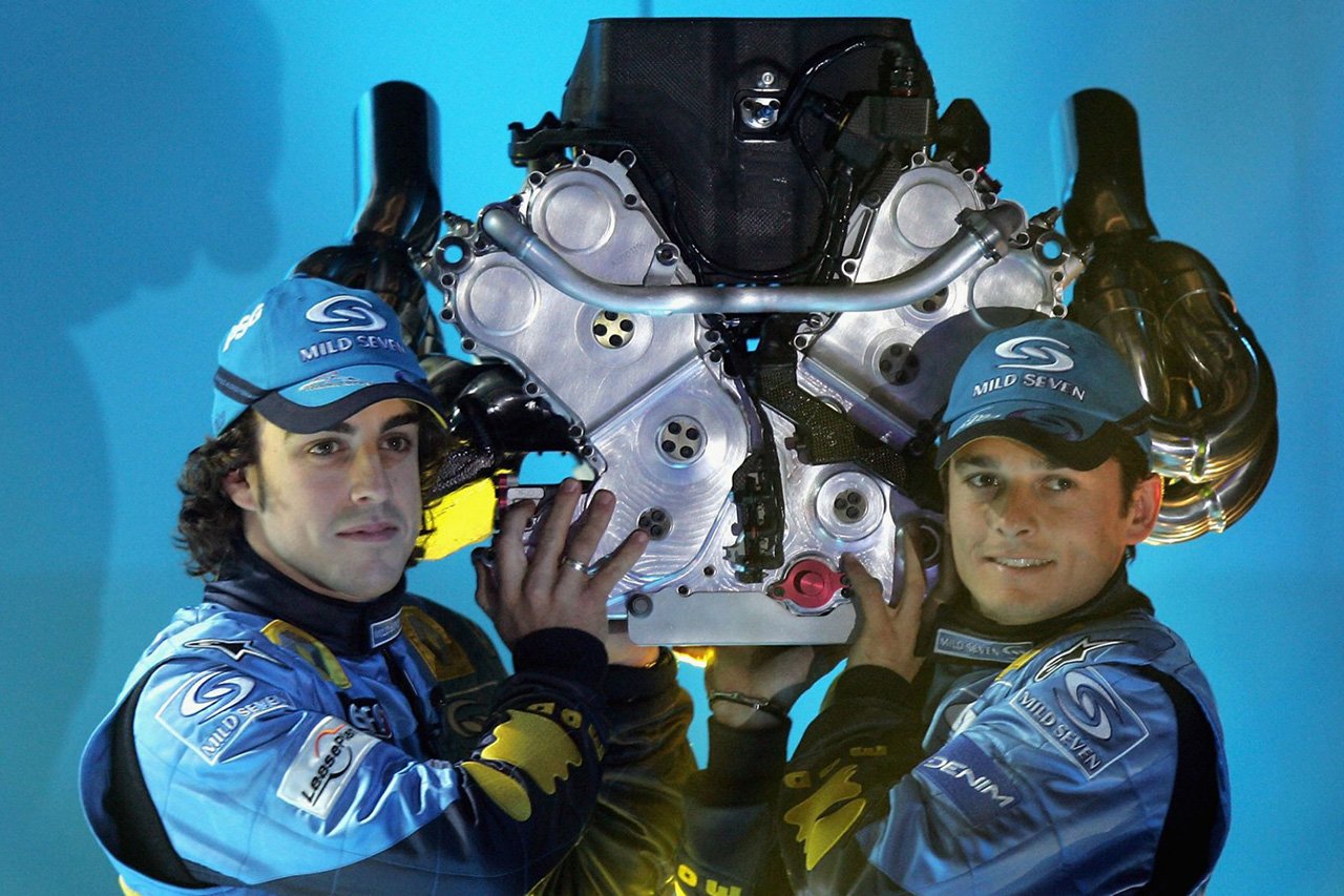 F1マシン列伝：ルノー R25に安定性をもたらした狭角V型エンジン