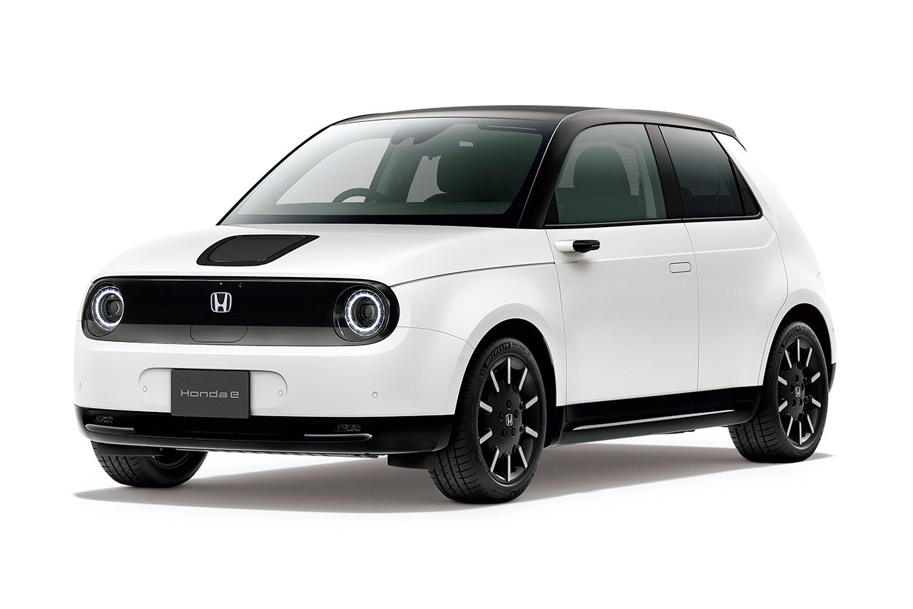 ホンダ、初の量産型電気自動車「Honda e」を10月30日に発売