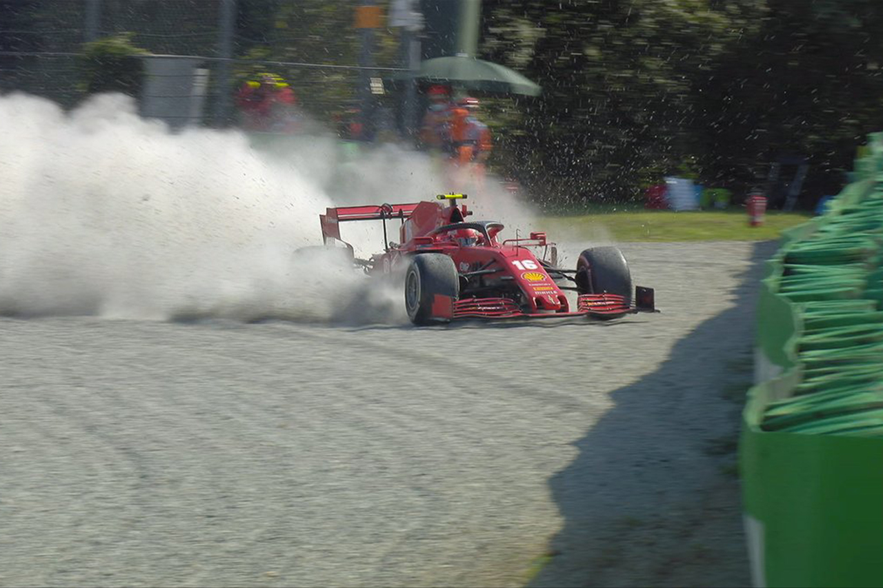 シャルル・ルクレールのクラッシュで赤旗中断（27周目）/ F1イタリアGP