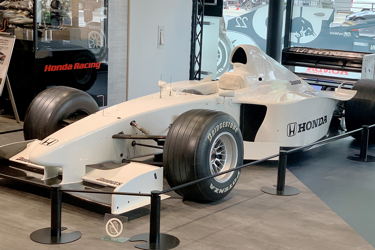 ホンダ、F1特別展に幻のF1マシン『ホンダ RA099』を追加