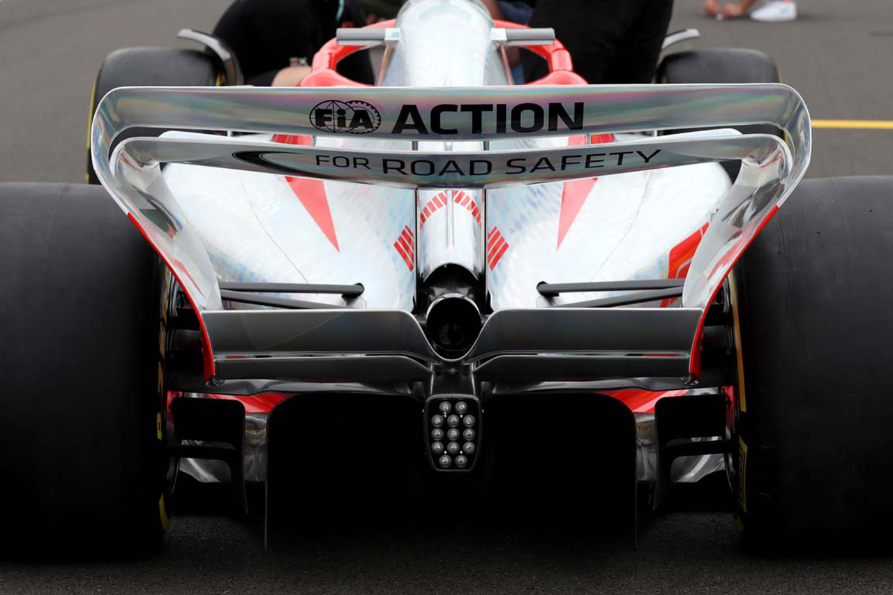 F1技術責任者 「2022年F1マシンですぐにレースが改善するとは限らない」