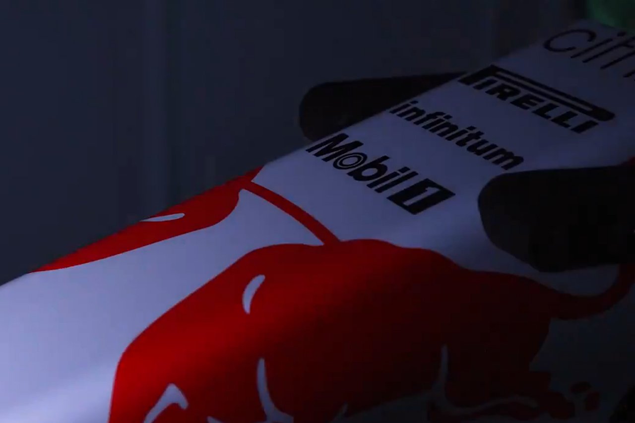 レッドブルF1、F1トルコGPを戦うホンダ特別カラーリングを公開！