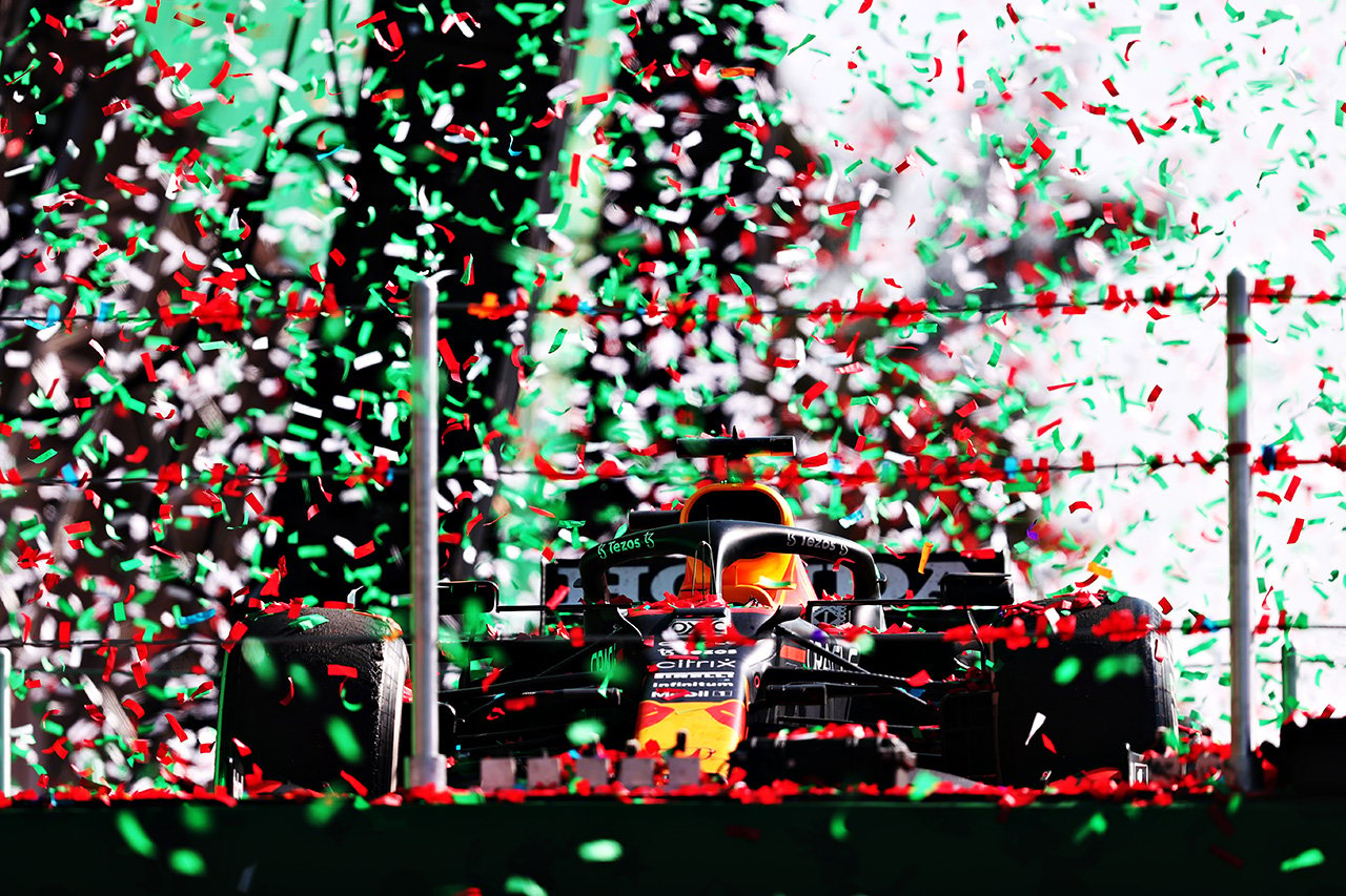 フェルスタッペンが今季9勝目。ペレスが3位で3戦連続のダブル表彰台 / ホンダ F1メキシコGP 決勝レポート