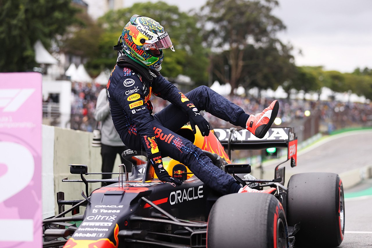 レッドブルF1代表 「メルセデスは追加の馬力を得たので2番手に満足」 F1ブラジルGP 予選