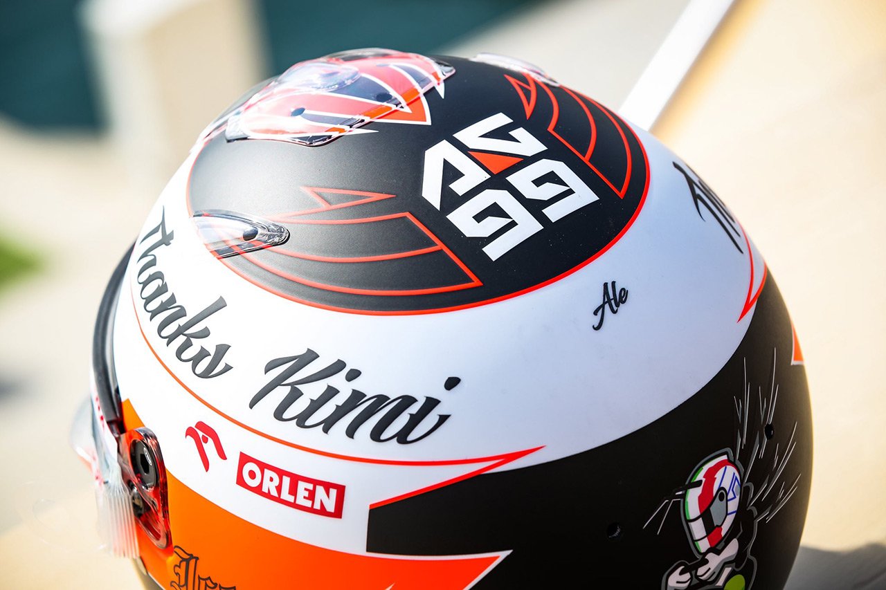 アントニオ・ジョビナッツィ（アルファロメオ） 2021年 F1アブダビGP ヘルメット