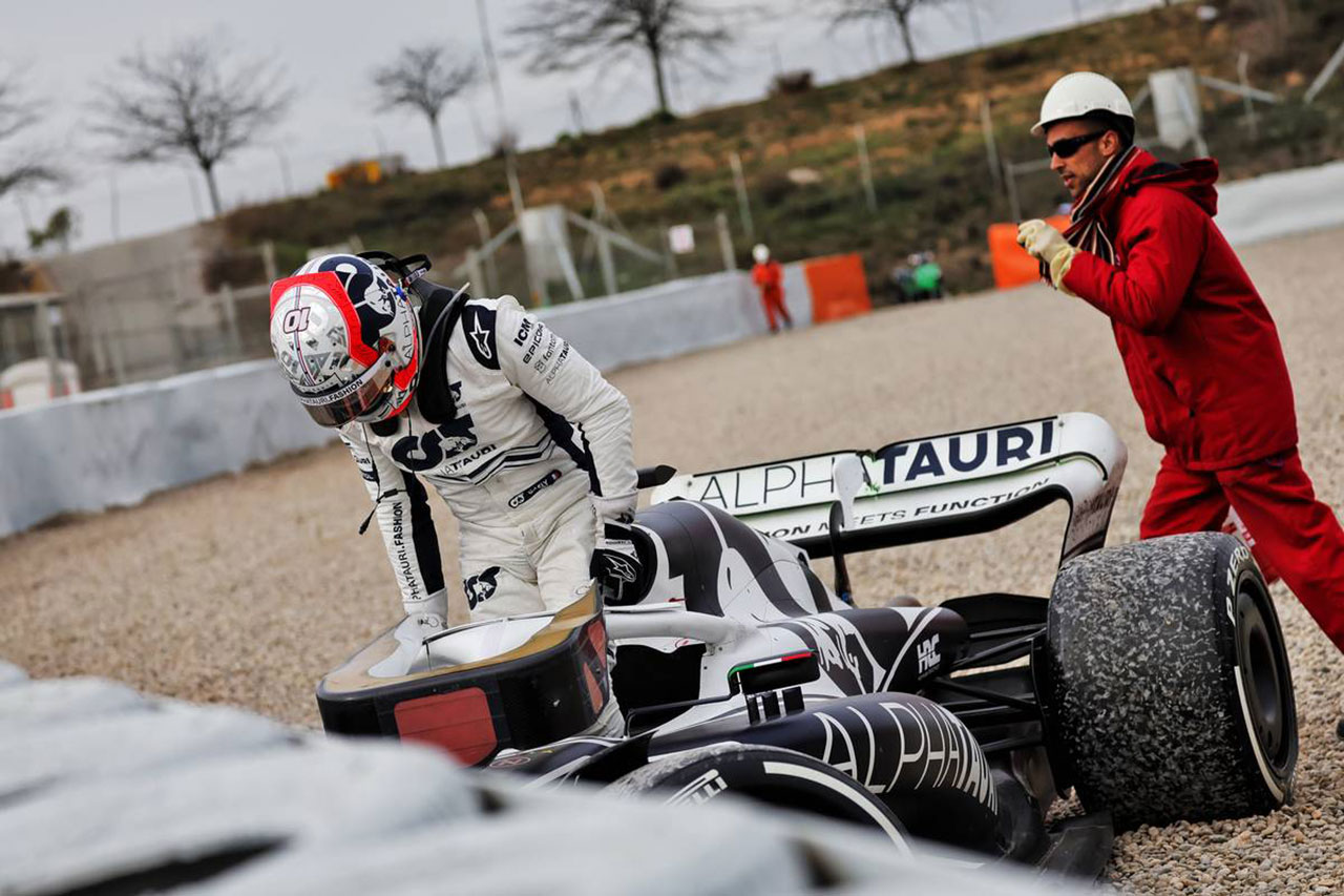 ピエール・ガスリー、クラッシュの失態も「限界を見つけるのがテスト」 / スクーデリア・アルファタウリ F1バルセロナテスト3日目