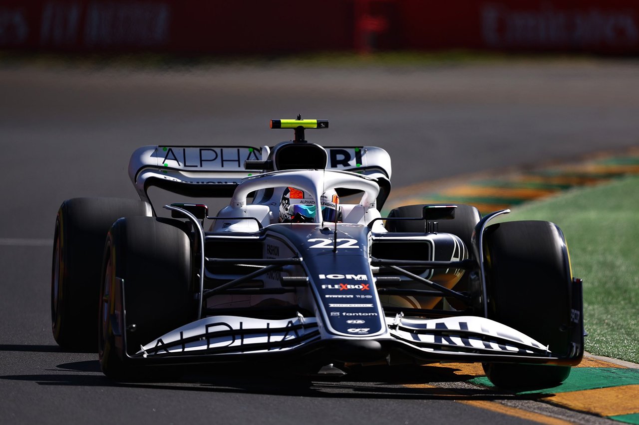 F1オーストラリアGP FP1 結果速報：カルロス・サインツがトップ発進！角田裕毅は11番手