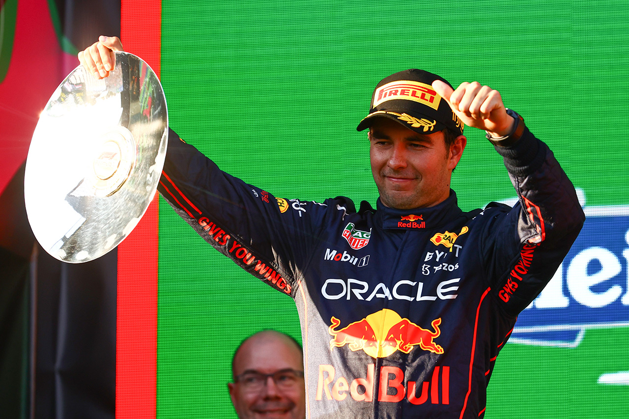 セルジオ・ペレス、2位表彰台も「フェラーリには歯が立たなかった」 / レッドブル・レーシング F1オーストラリアGP結果