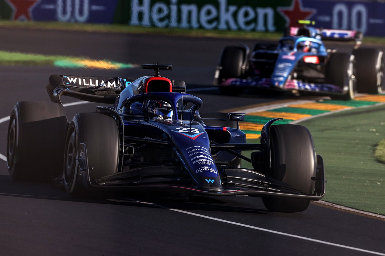 ウィリアムズF1、アルボンが大胆な戦略で今季初ポイント獲得 / F1オーストラリアGP決勝