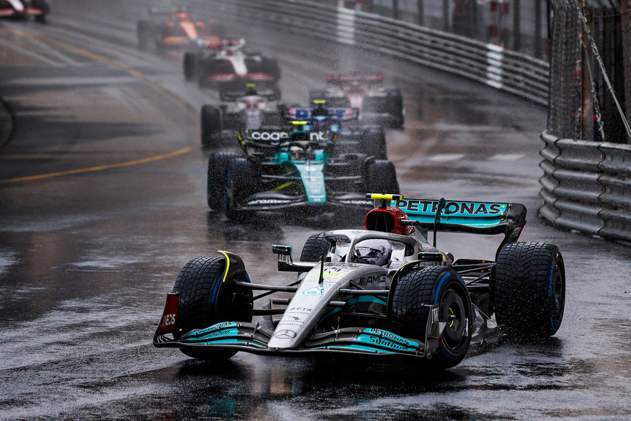 ルイス・ハミルトン 「F1ドライバーにとって雨はレースをしない理由にならない」