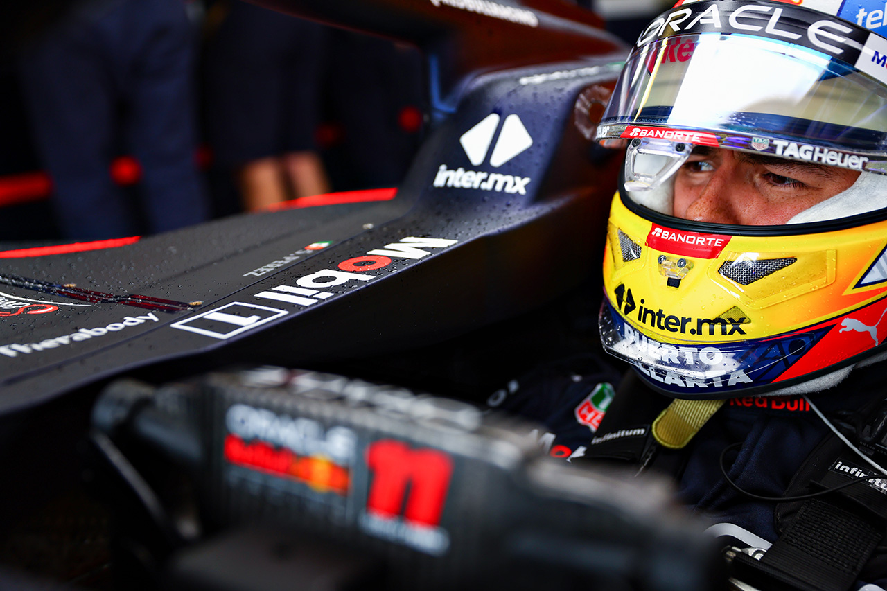 セルジオ・ペレス 「車はシミュレーターでの準備からかけ離れている」 / レッドブル・レーシング F1イギリスGP 金曜フリー走行