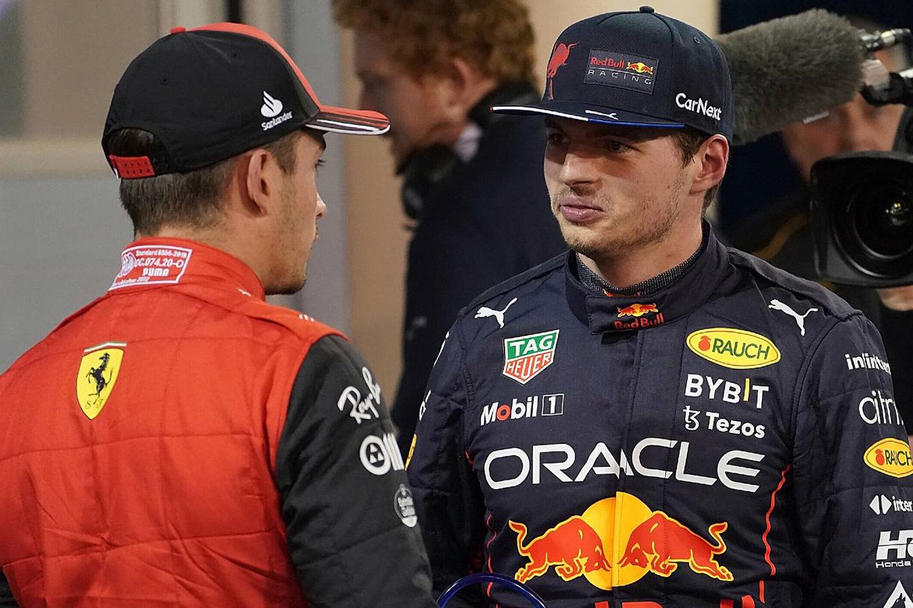 Max Verstappen talks about “the difference between Leclerc and Hamilton in the F1 title battle”[F1-Gate .com]