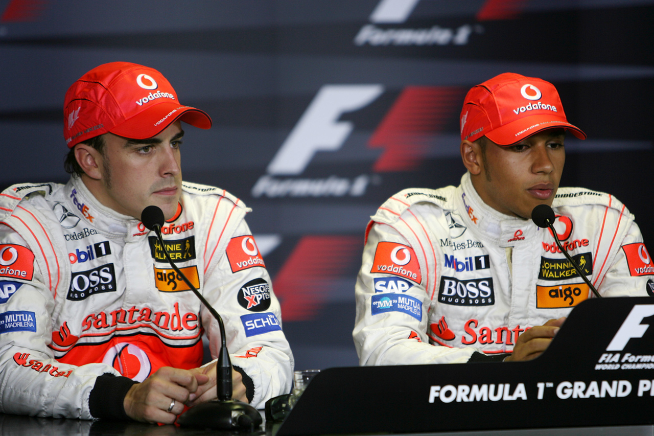 Fernando Alonso Lewis Hamilton McLaren (2007)
