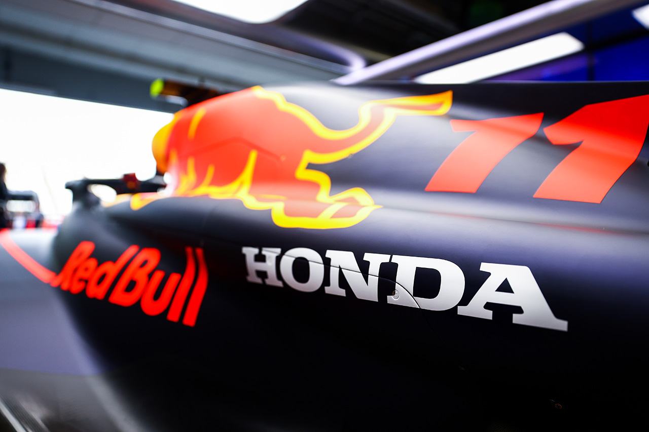 [Delwedd]HONDA logo revived on Red Bull F1 / F1 Japan GP machine
