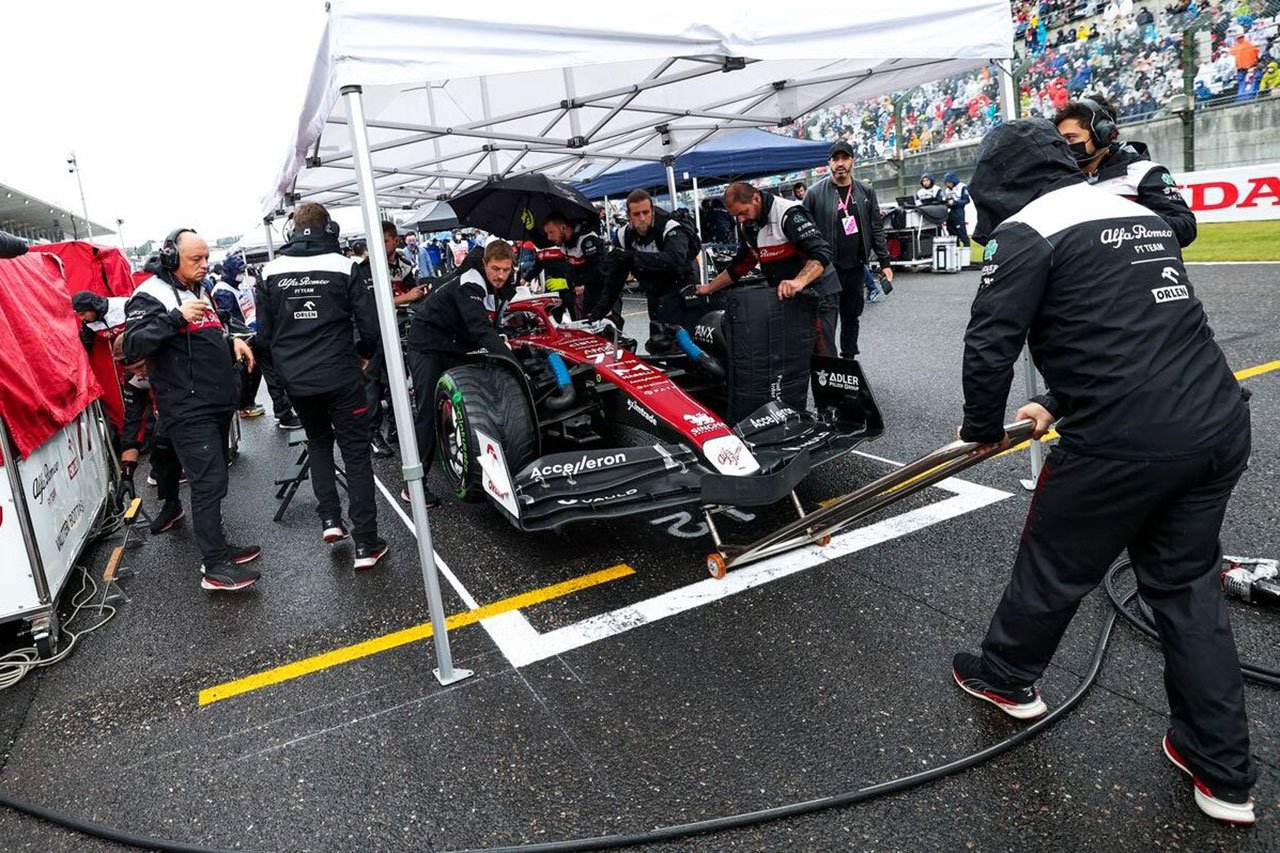 ボッタス 「レースコントロールはF1日本GPを開始するべきではなかった」