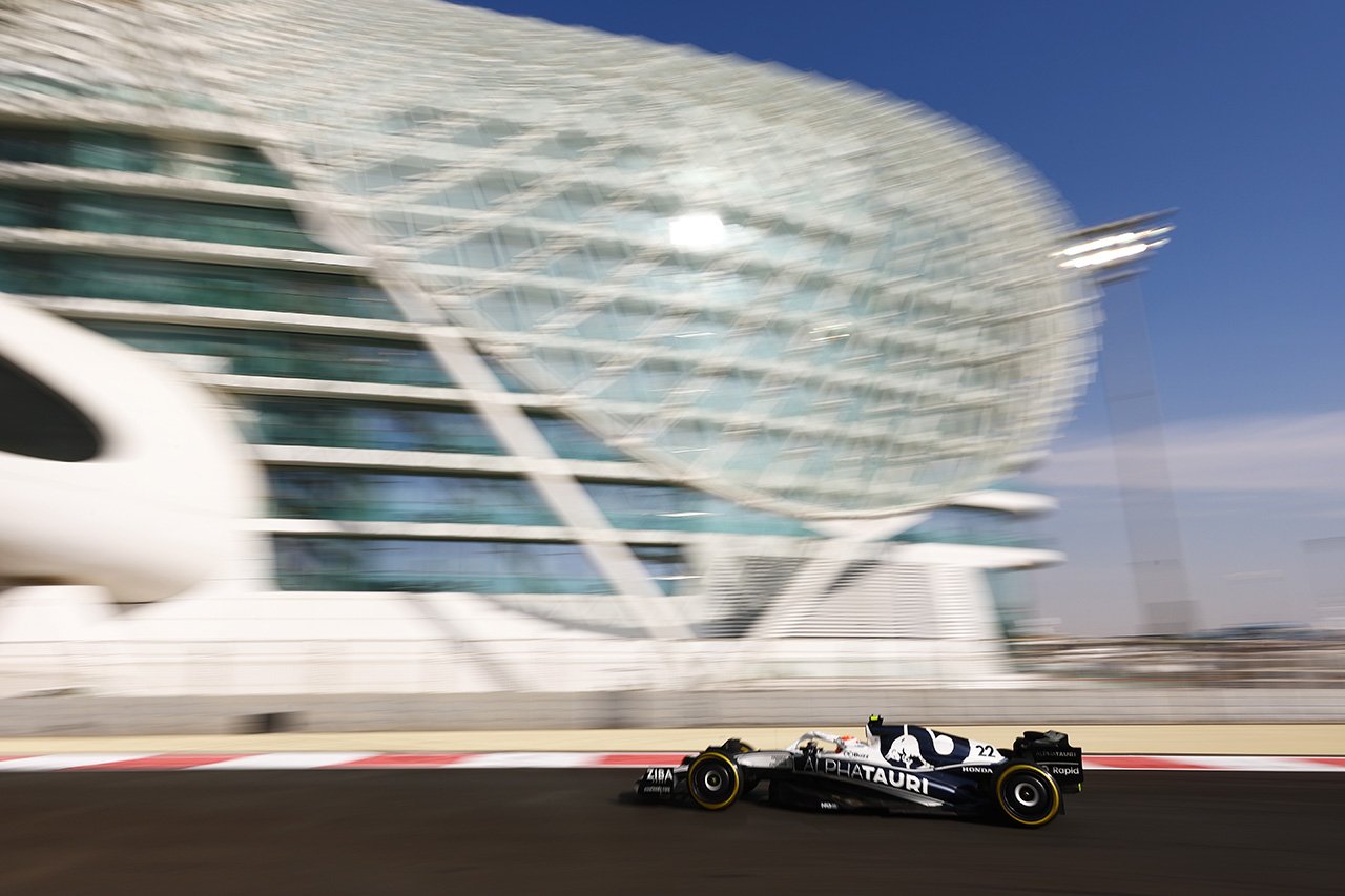 F1アブダビGP FP2 速報：マックス・フェルスタッペン最速 角田裕毅15番手