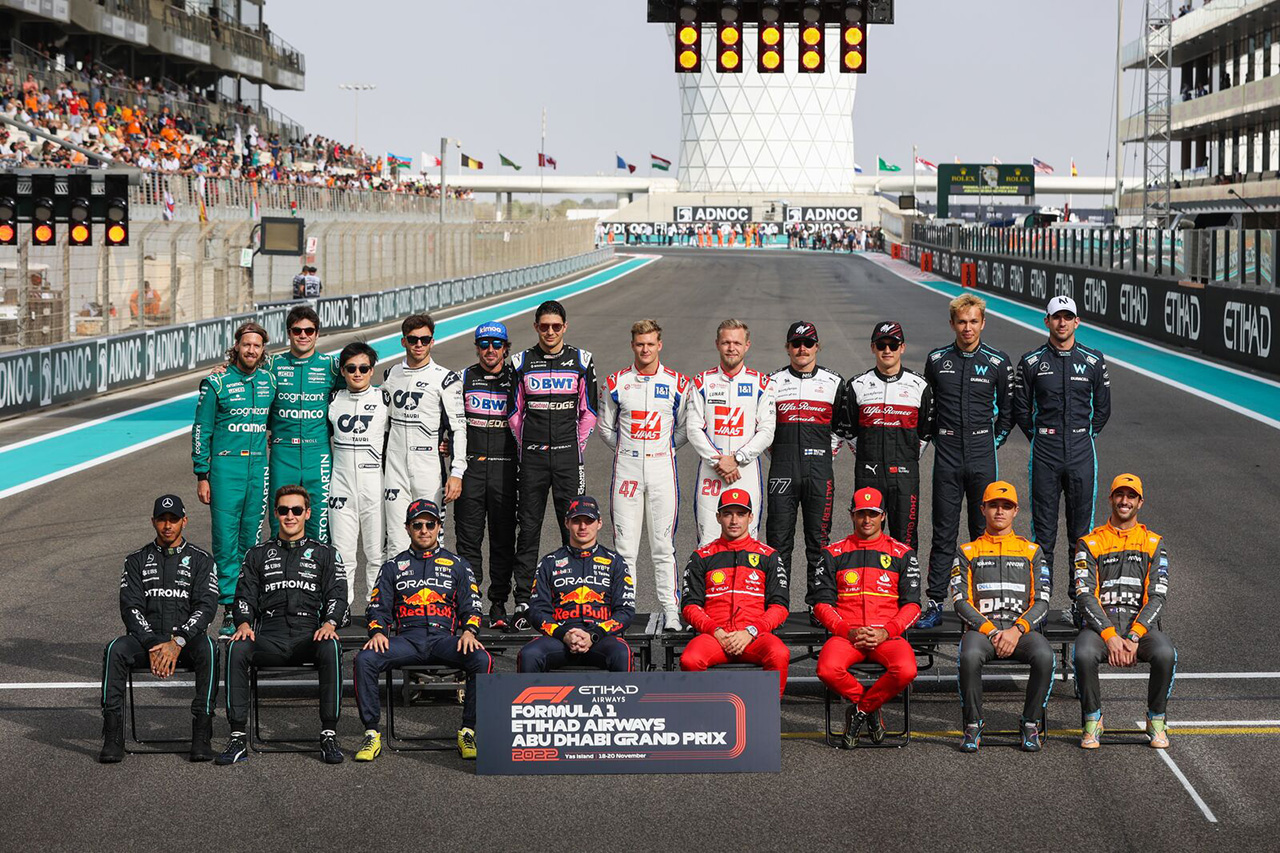 F1ドライバー同士が選ぶ2022年のトップ10ドライバーランキング フェルスタッペンが2連覇